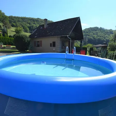 Poolincluded - Chalet Jizera
