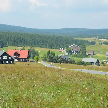 Horská chata Poolincluded - Chalet Jizera